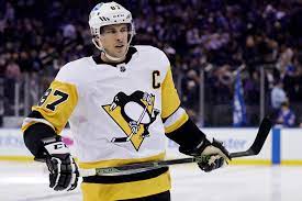 Sidney Crosby toivoo voivansa pelata vielä ainakin kolme kautta Pittsburgh Penguinsin kanssa